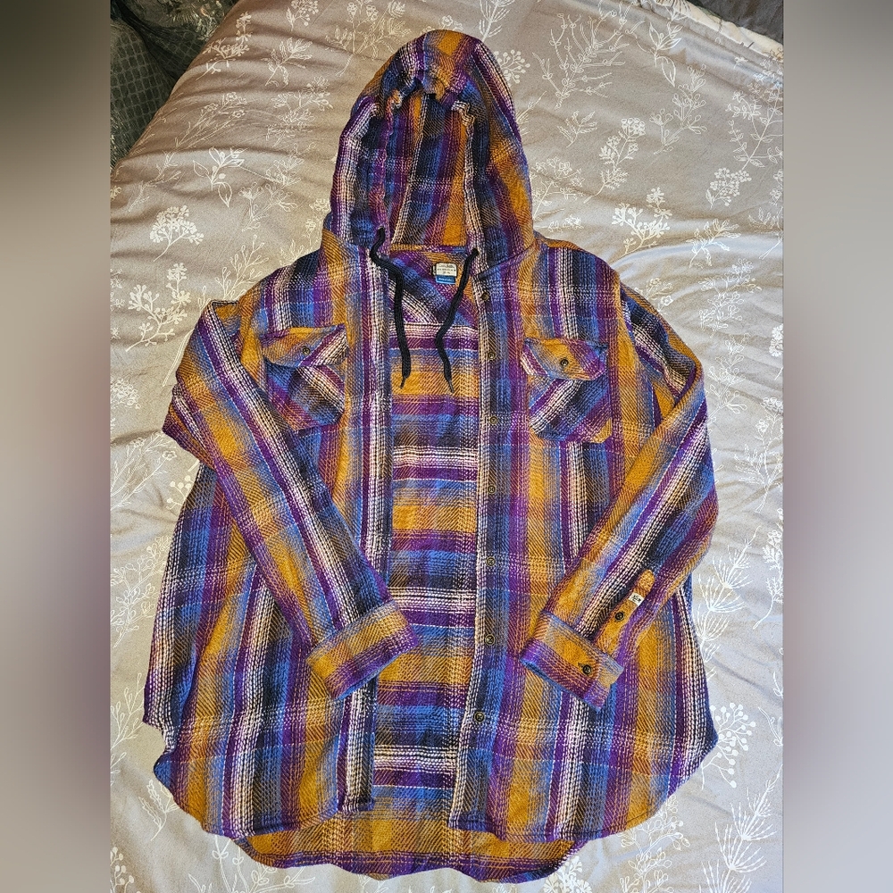 Kavu Jess Hooded Flannel Jacket